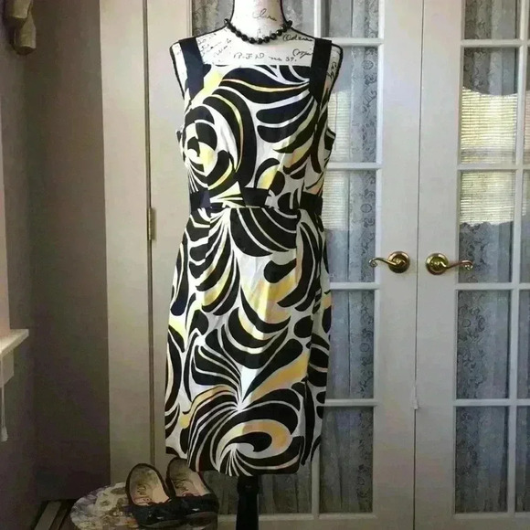 Maggy London Abstract print dress - Picture 1 of 4
